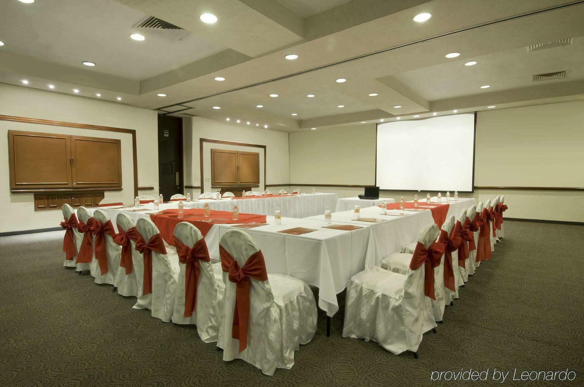 Fiesta Inn Σιουδάδ Χουάρες Εξωτερικό φωτογραφία
